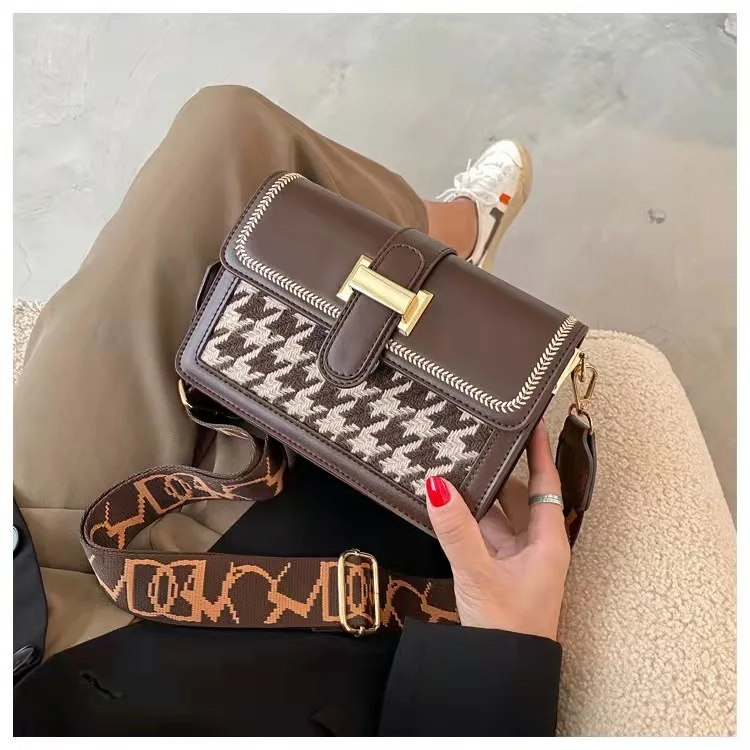 Bolsa de luxo feminina com design em lã, bolsa quadrada de ombro em couro pu, bolsa mensageiro de marca elegante, bolsa de celul Slika 3