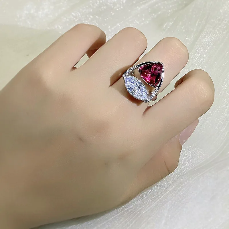 Veliki Crveni Bling Cirkon je Kamen, Srebrna Boja Replika Prstena za Žene Vjenčanje Vjenčanje Modni Nakit 2022 Novi Slika 4